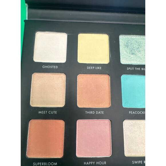 Milani Gilded Pastel Eyeshadow Palette Hyper-Pigmented 0.32 Oz With Mirror & 15 - Picture 5 of 5